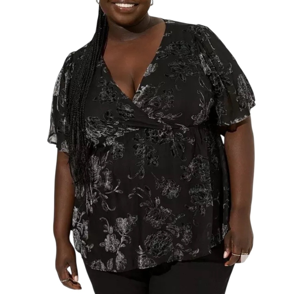 Torrid Peplum Velvet Burnout Suplice Short Sleeve Top Dahlia Floral Size 0 L/12